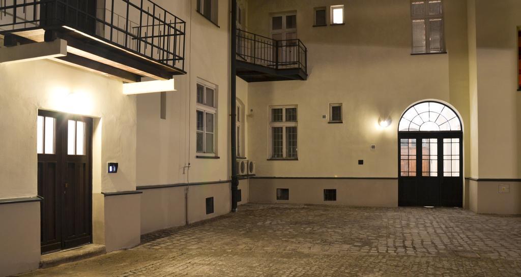 777 Apartaments クラクフ エクステリア 写真