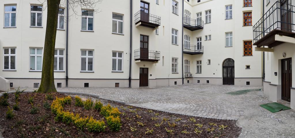 777 Apartaments クラクフ エクステリア 写真