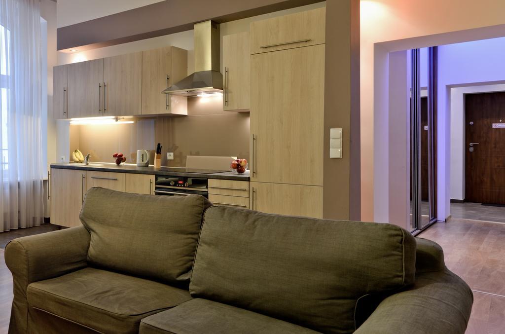 777 Apartaments クラクフ エクステリア 写真