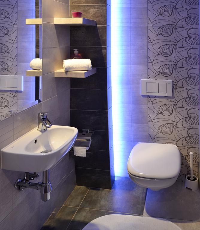 777 Apartaments クラクフ エクステリア 写真