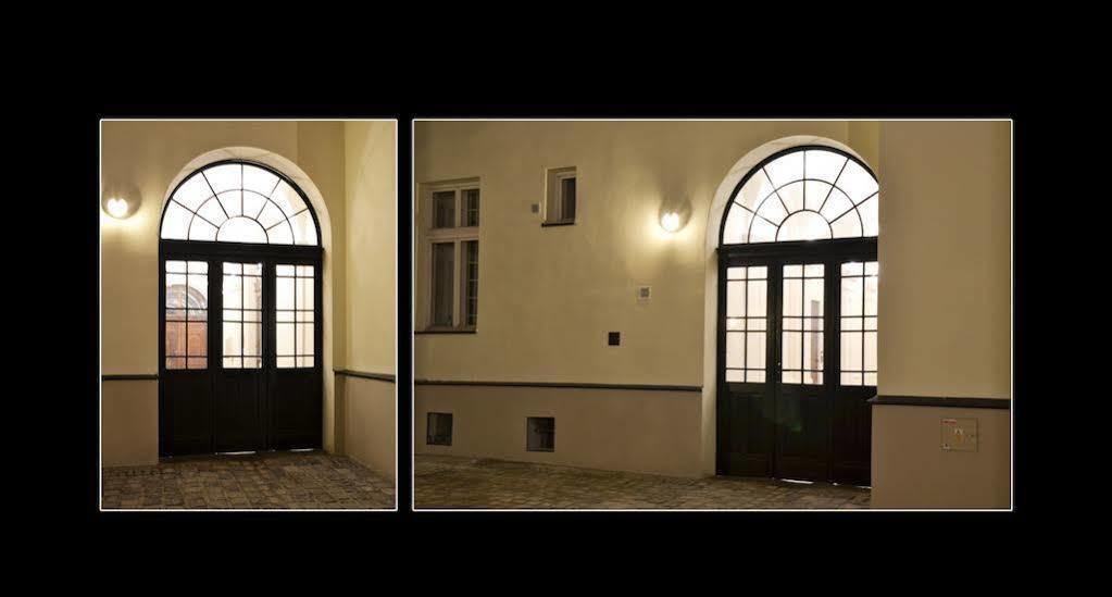 777 Apartaments クラクフ エクステリア 写真